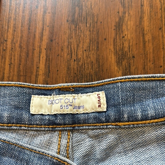 Levi's Women's 515 Blue Boot Cut Jeans Size 8 - Picture 3 of 6